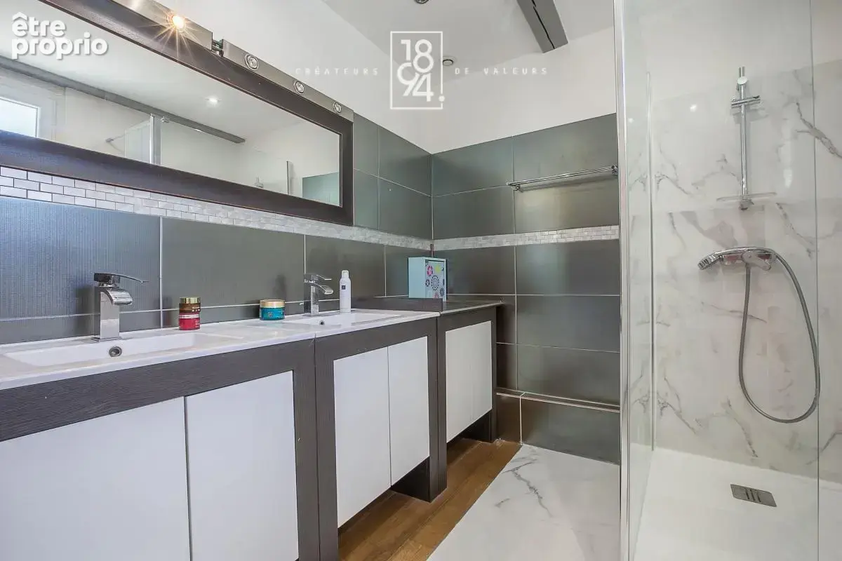 Maison T5 à vendre La Rougière Septèmes les Vallons (13240)  180 m²  Garage I Piscine I Jardin - photo 15