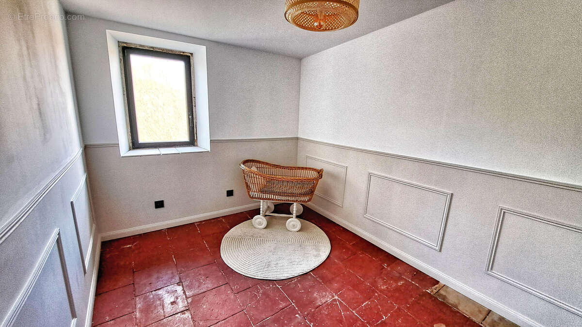 Maison à SAINT-MARTIN-DE-LONDRES