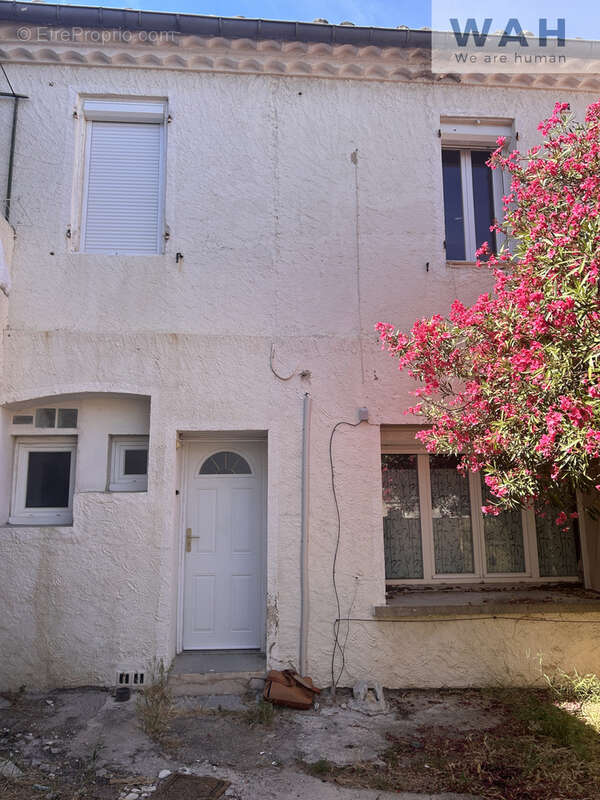 Maison à VERGEZE