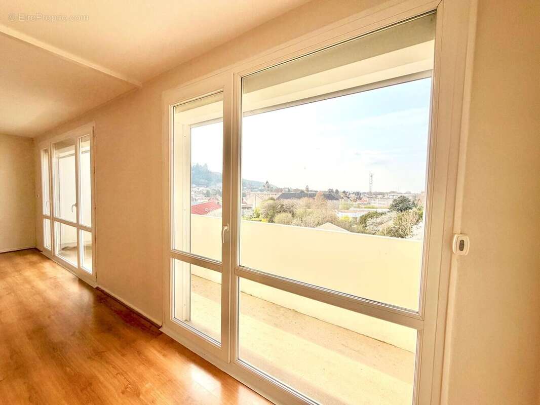 Photo 2 - Appartement à LAON