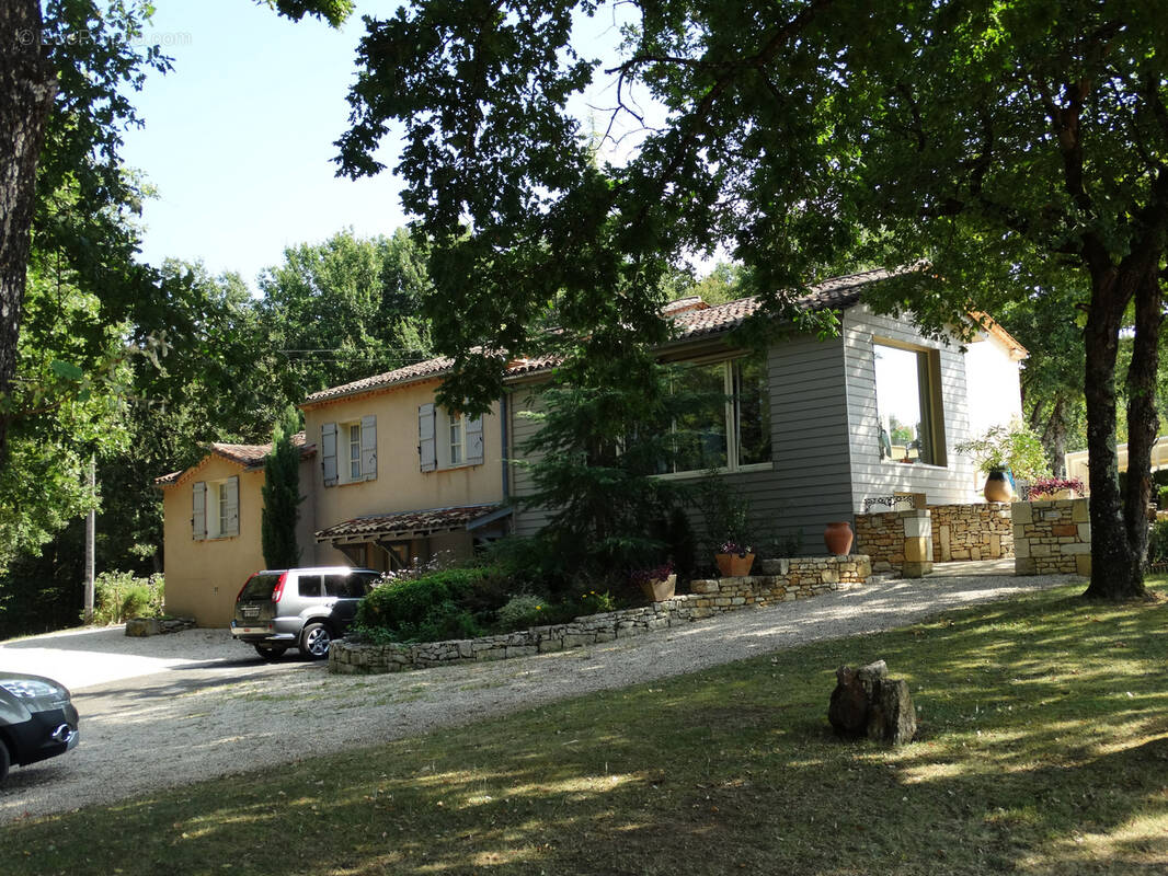 Maison à CUZORN