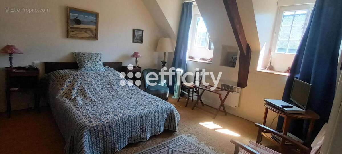 Maison à DOL-DE-BRETAGNE