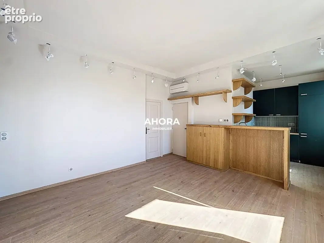 Appartement 58 m² à Marseille-6e  - photo 7