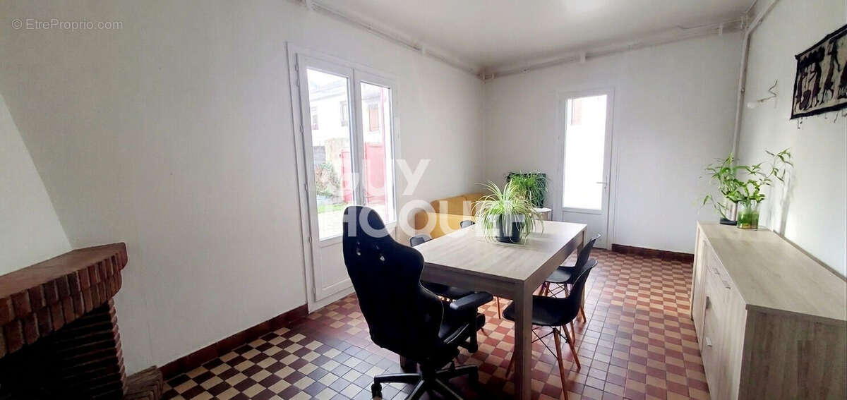 Appartement à SOUSTONS