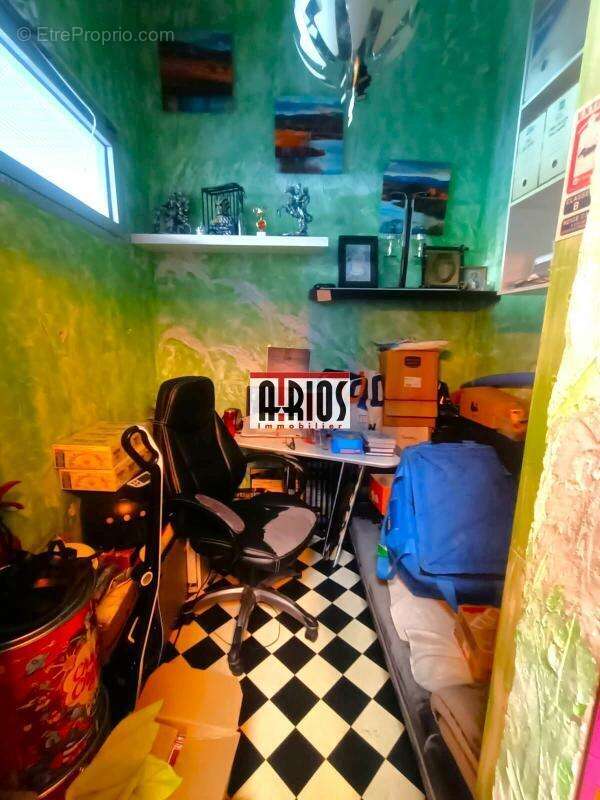 Investissement locatif - local commercial 85m² - photo 7