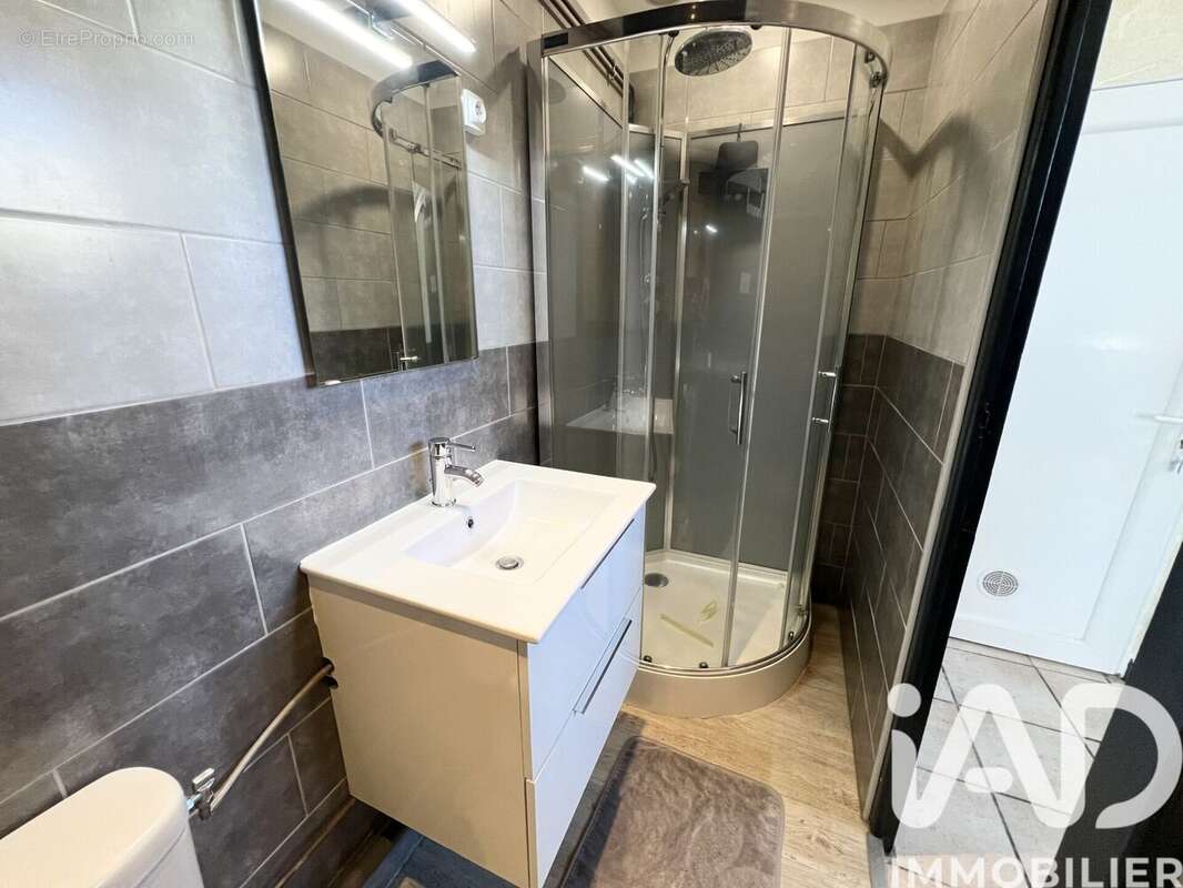 Photo 6 - Appartement à VIC-SUR-CERE