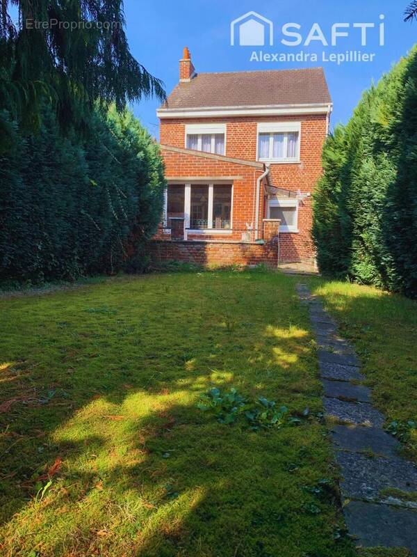 Photo 1 - Maison à ANNEZIN