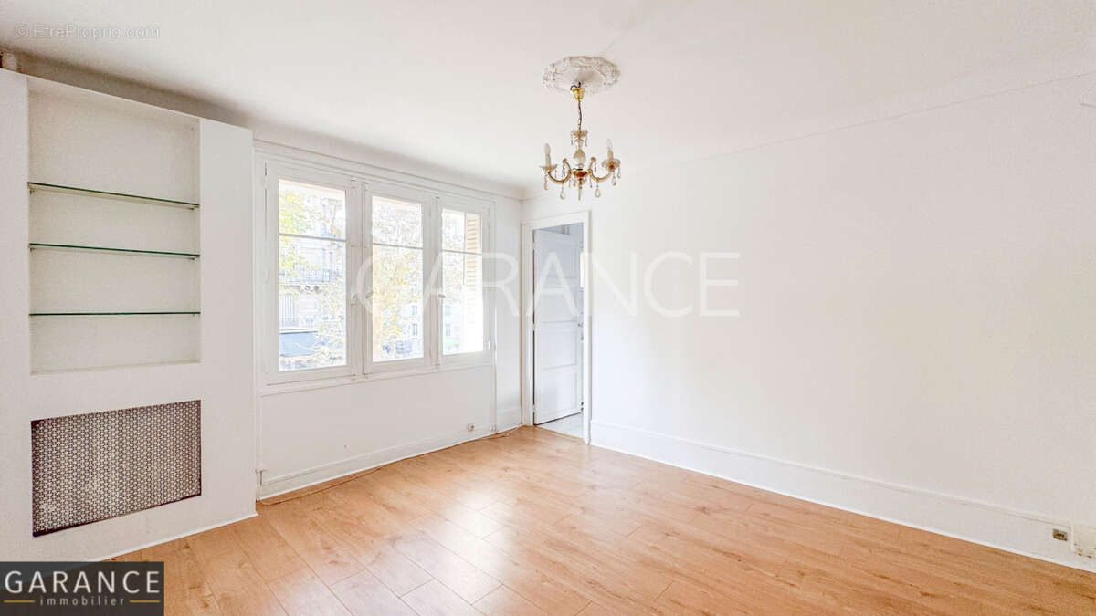 Appartement à PARIS-12E