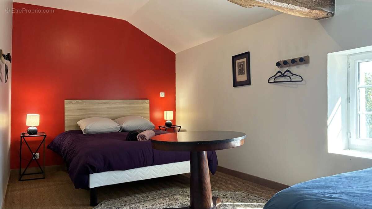 Maison à MONTMORILLON