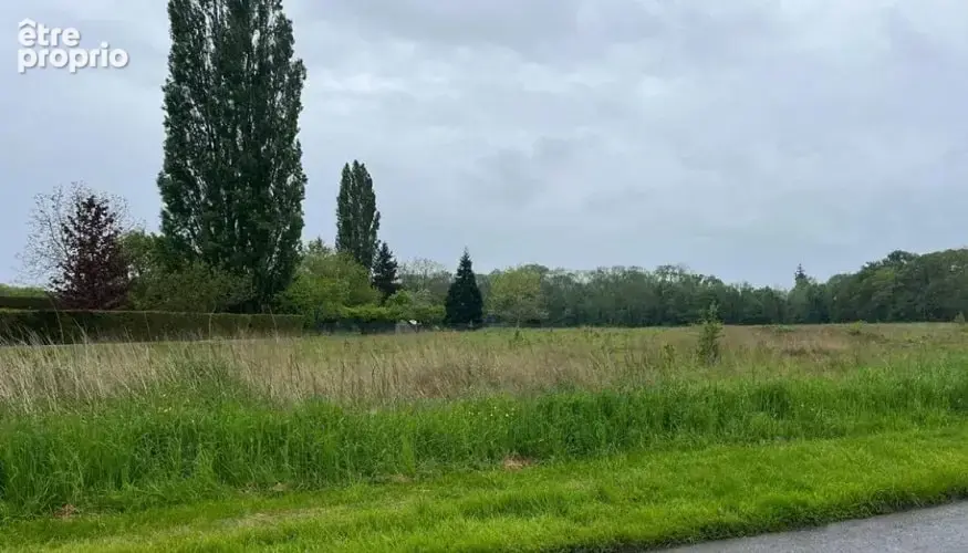 Photo Terrain à Bellot au prix de 55 000€