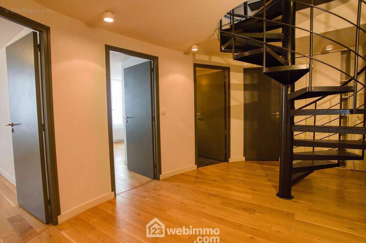Appartement 91 m² à La Rochelle  - photo 10