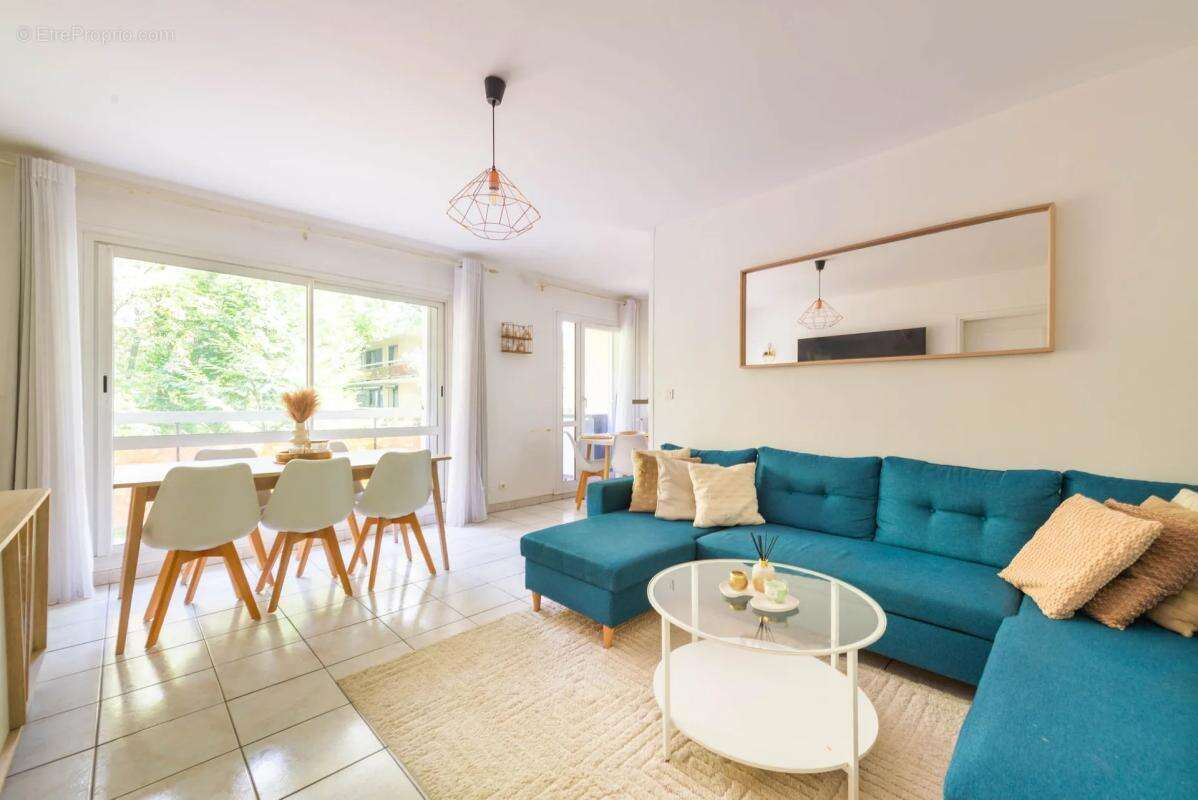 Appartement de 4 pièces de 85 m² à Tremblay-en-France - photo 2
