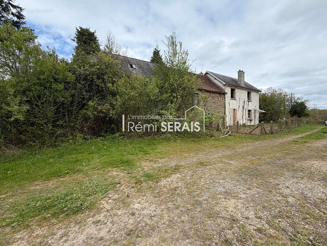 Maison à LA CHAPELLE-AU-MOINE