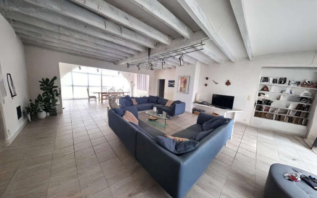 Maison à BARJAC