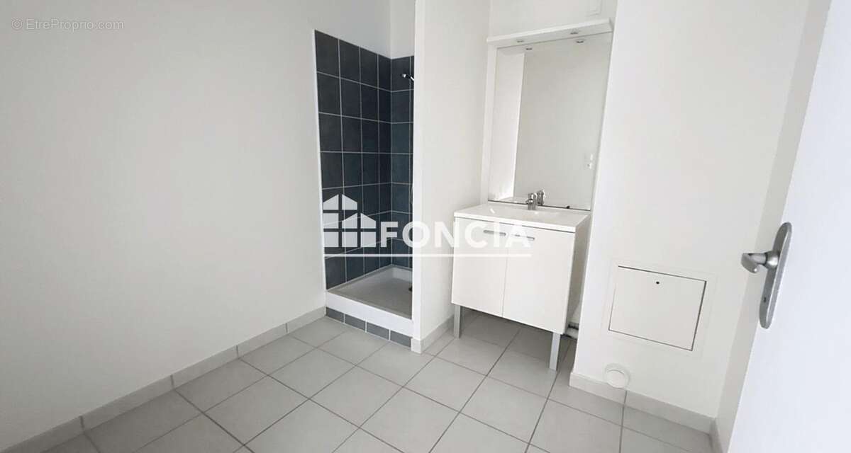 Appartement à HEROUVILLE-SAINT-CLAIR