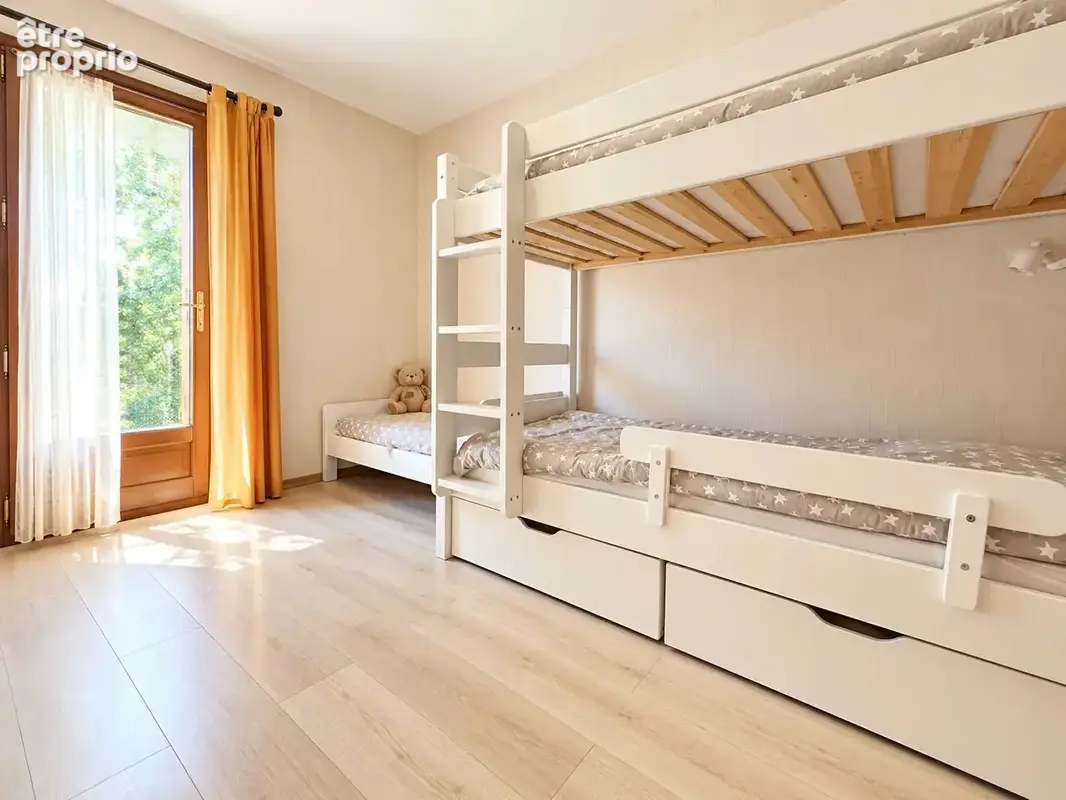 Maison T5 132 m² de plain pied avec piscine au calme - photo 11