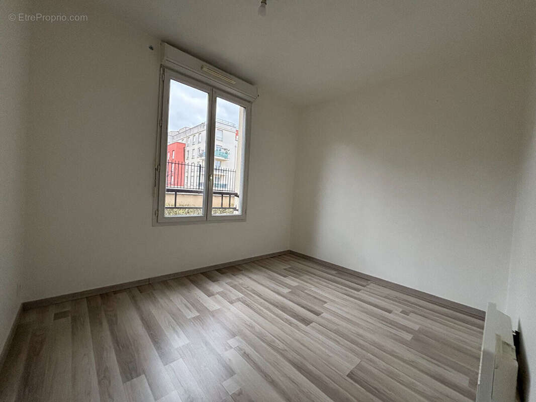 Appartement à CORBEIL-ESSONNES