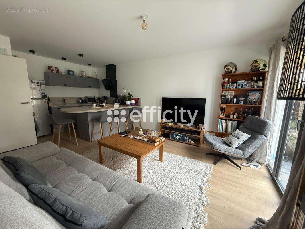 Appartement à LA RICHE