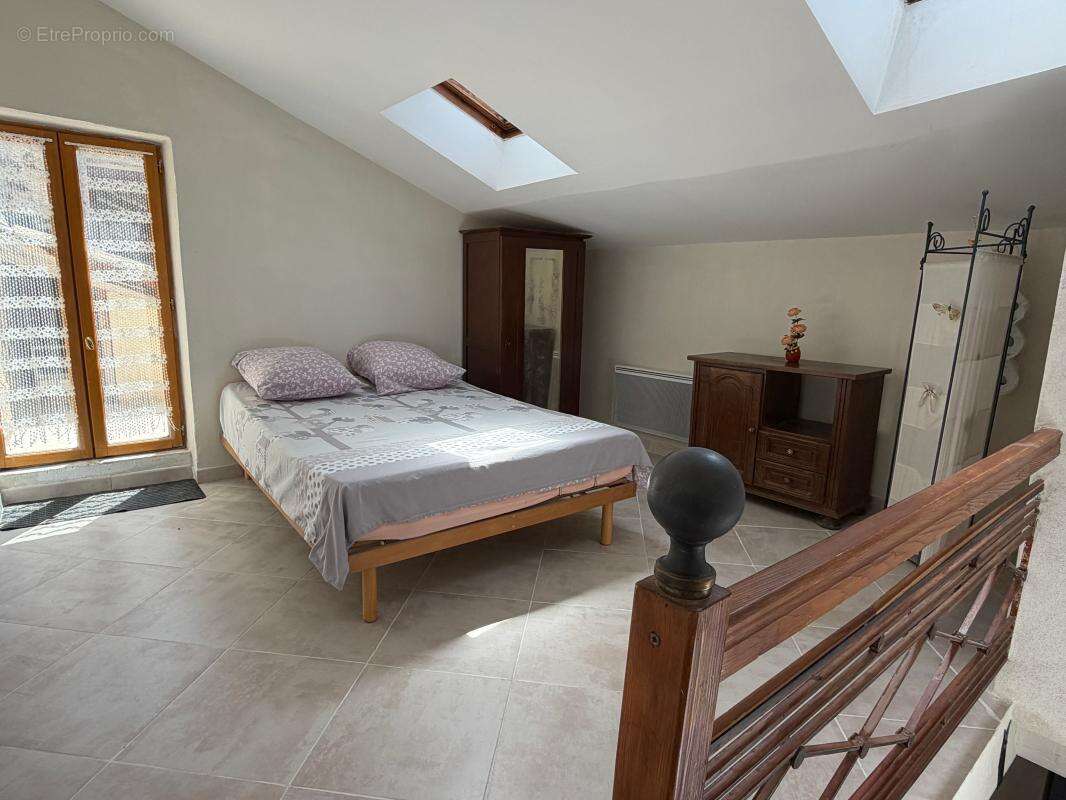Maison à MALAUCENE