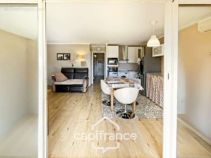 Appartement à MALLEMORT