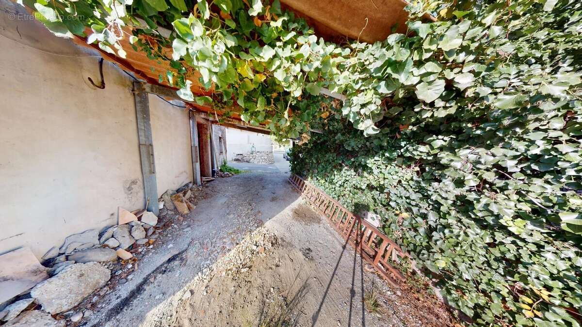 Maison à VILLENEUVE-LOUBET