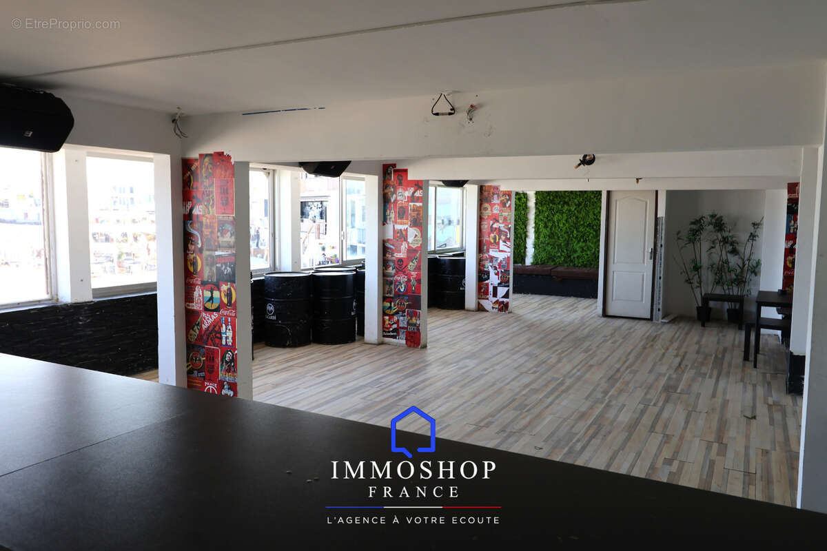 Commerce à MARSEILLE-8E