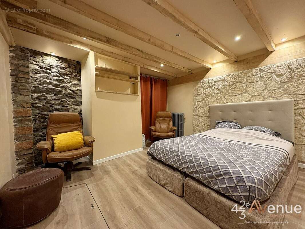 Maison 95 m² à Saint-Etienne  - photo 6