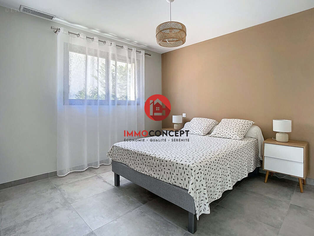 Chambre 2  - Maison à PUJAUT