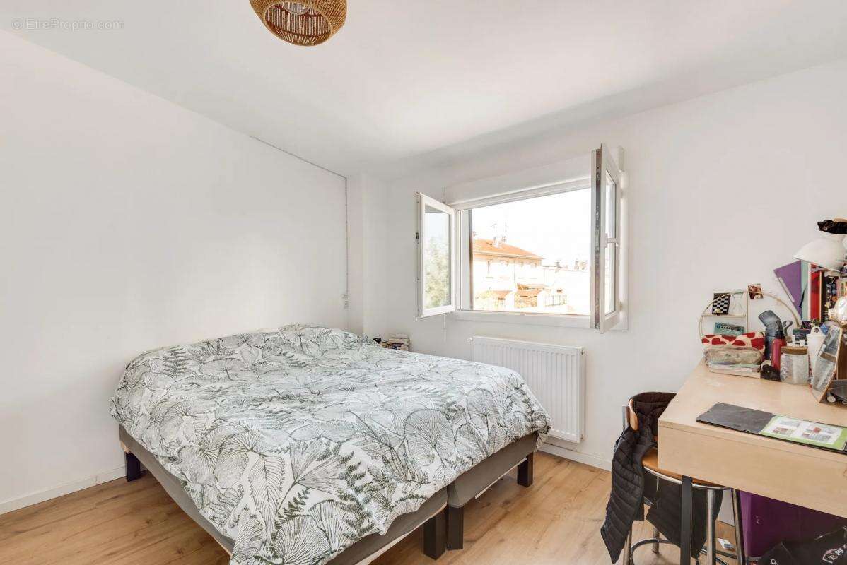 Maison à BOIS-COLOMBES