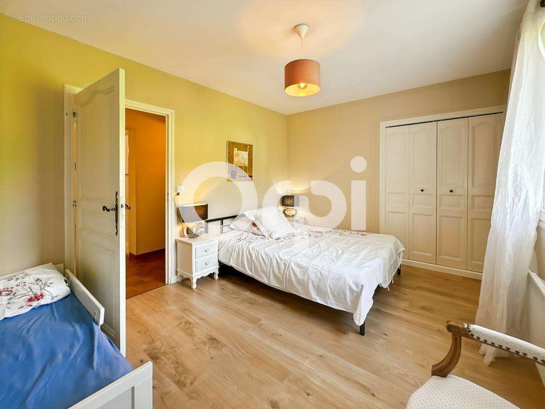 Maison à VALLON-PONT-D&#039;ARC