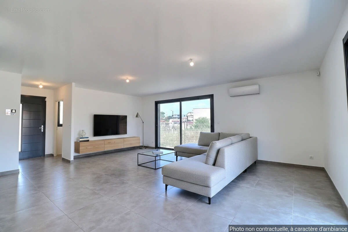 A vendre : Maison 4 pièces avec jardin et GARAGE de 94m2 à ARGELES SUR MER - photo 3