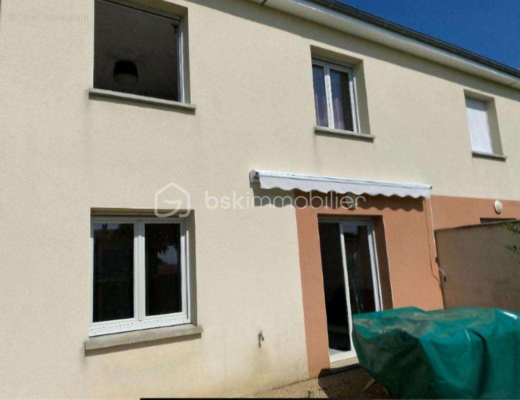 Maison à SAINT-ELOI