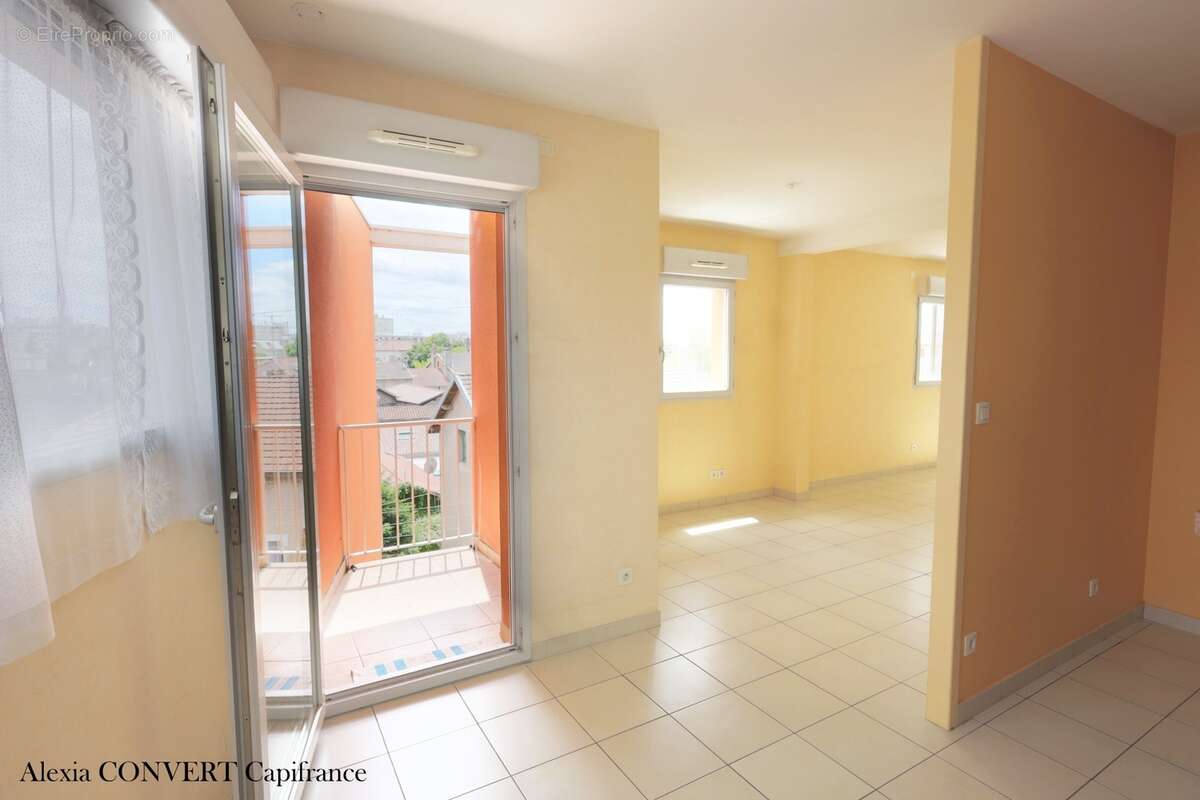 Appartement à vendre 5 pièces garage+ cave + parking BOURG EN BRESSE (01) - photo 11