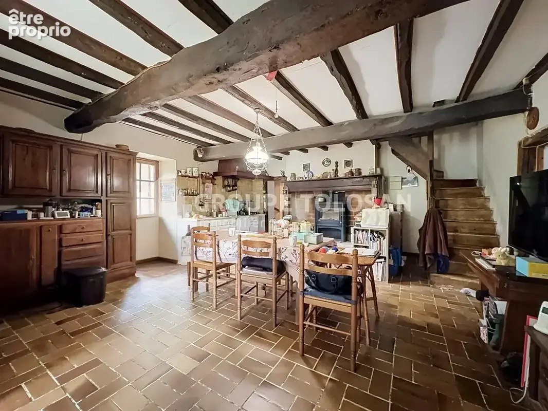 Maison 208 m² à Bourg-Saint-Bernard  - photo 7