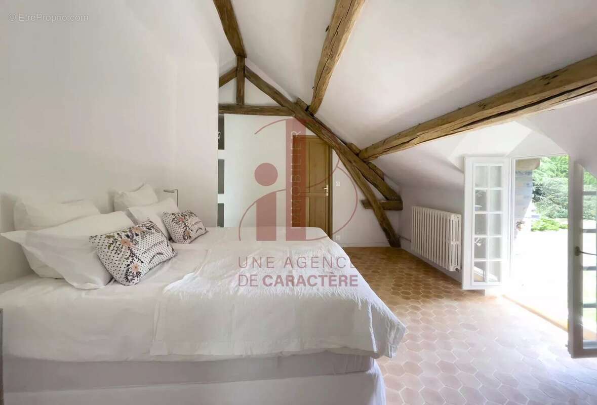 Maison à FONTAINEBLEAU