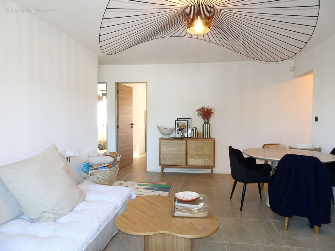 Appartement à HYERES