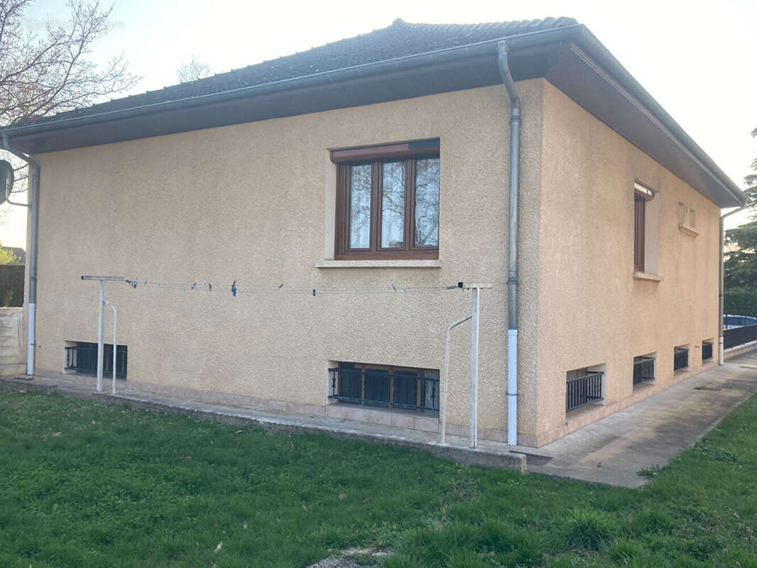 Maison Corbas 6 pièce(s) 115 m2 - photo 3