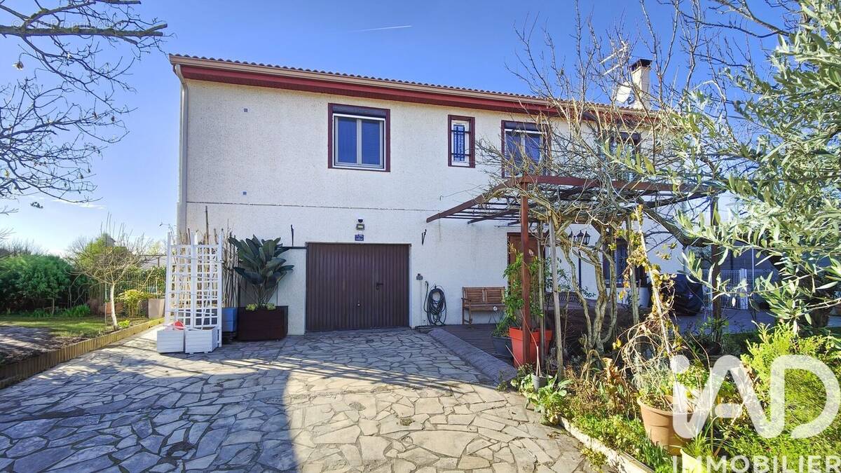 Photo 1 - Maison à TOURNEFEUILLE