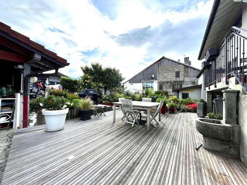 Maison à ARTHAZ-PONT-NOTRE-DAME