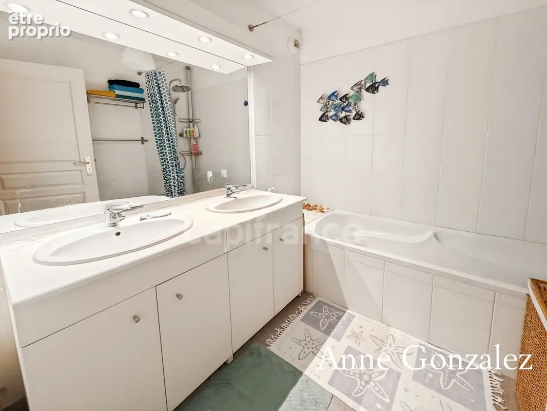 ORLEANS CENTRE derrière la médiathèque et proche de la gara à vendre el appartement T3 avec terrasse, jardin privatif clos et ar - photo 9