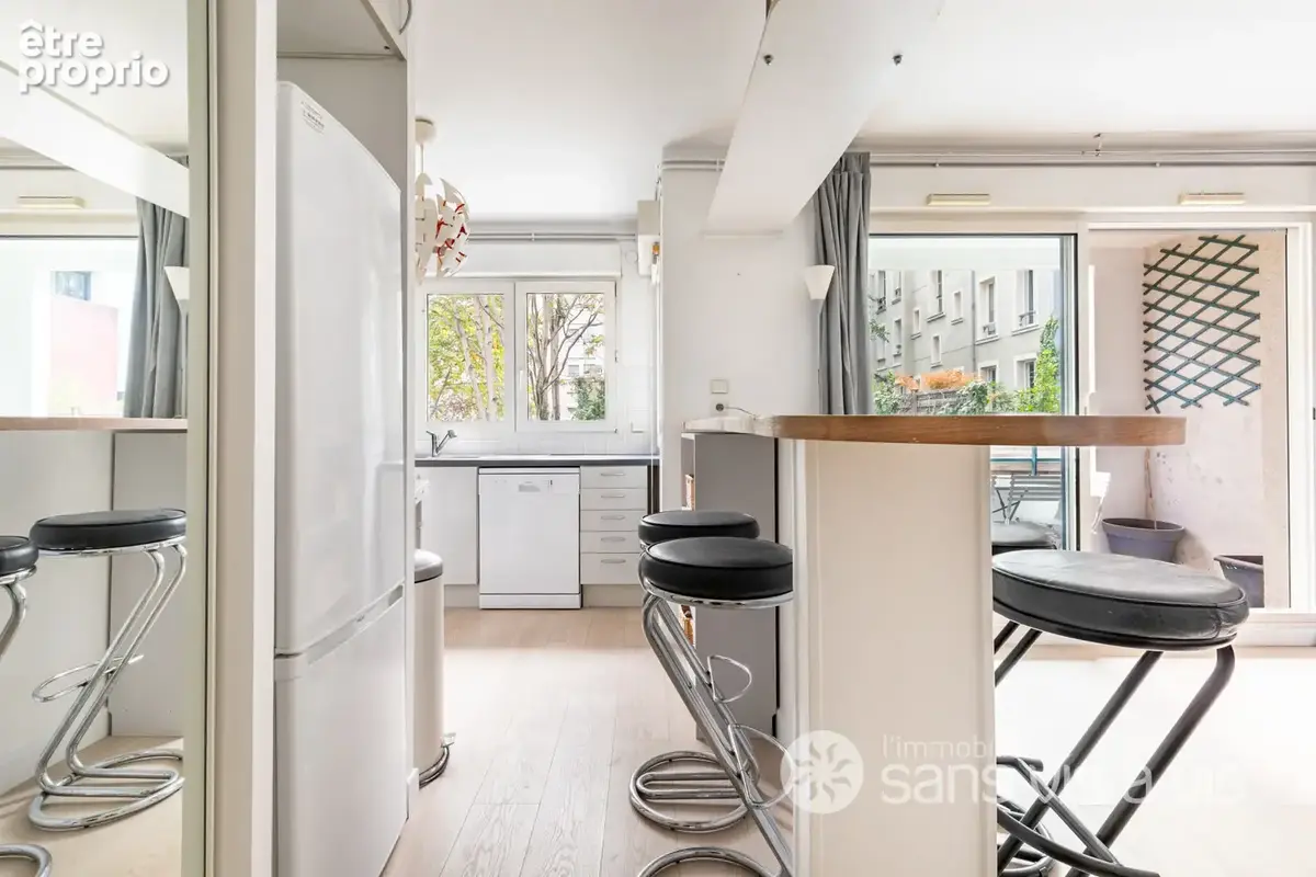 Magnifique 2P de 51m2 avec terrasse - parking - cave - photo 7