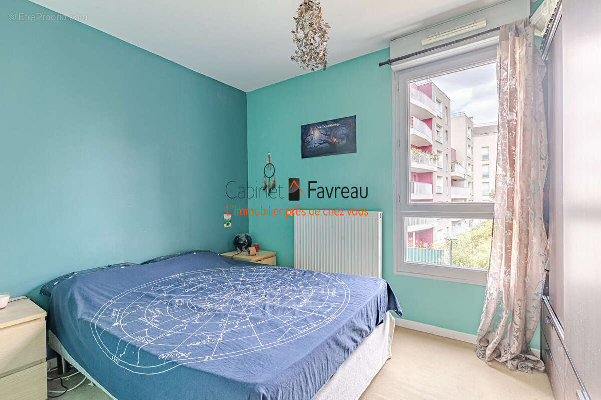 Appartement à L&#039;HAY-LES-ROSES