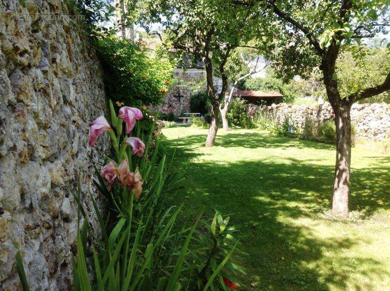 Maison à NANTEUIL-SUR-MARNE