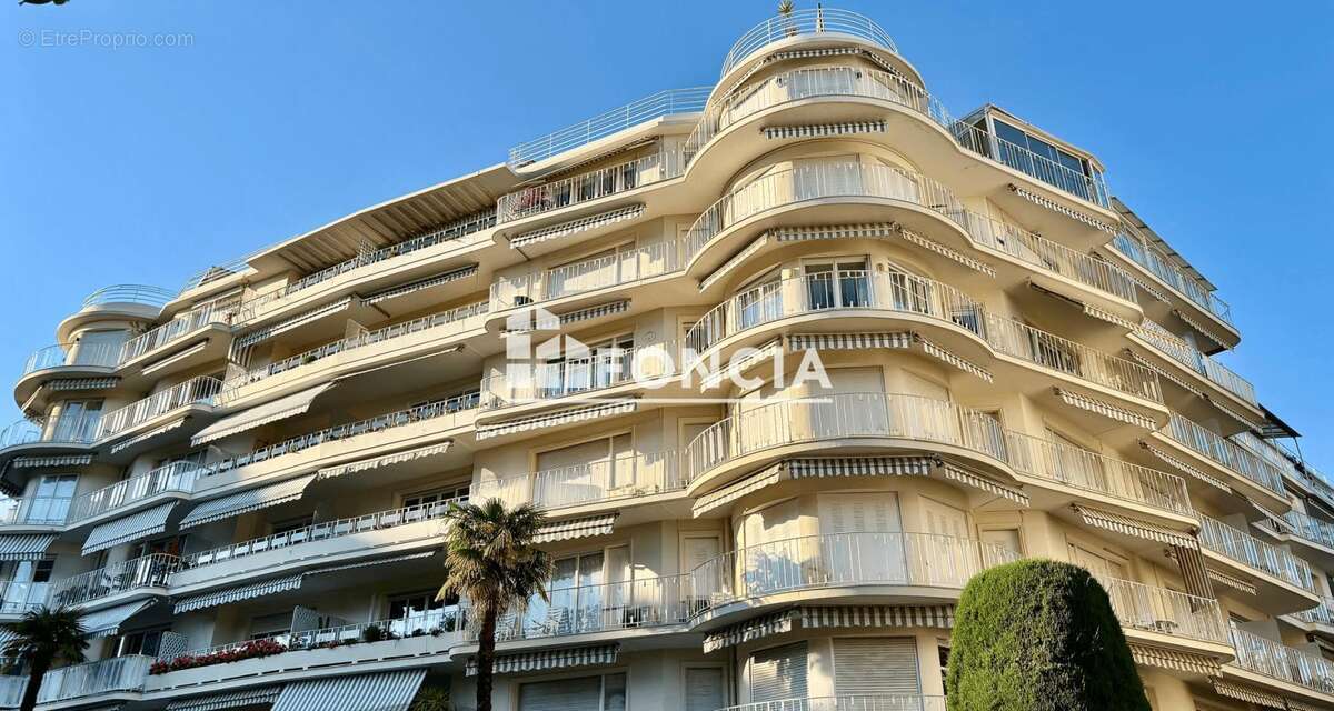 Appartement à LE CANNET