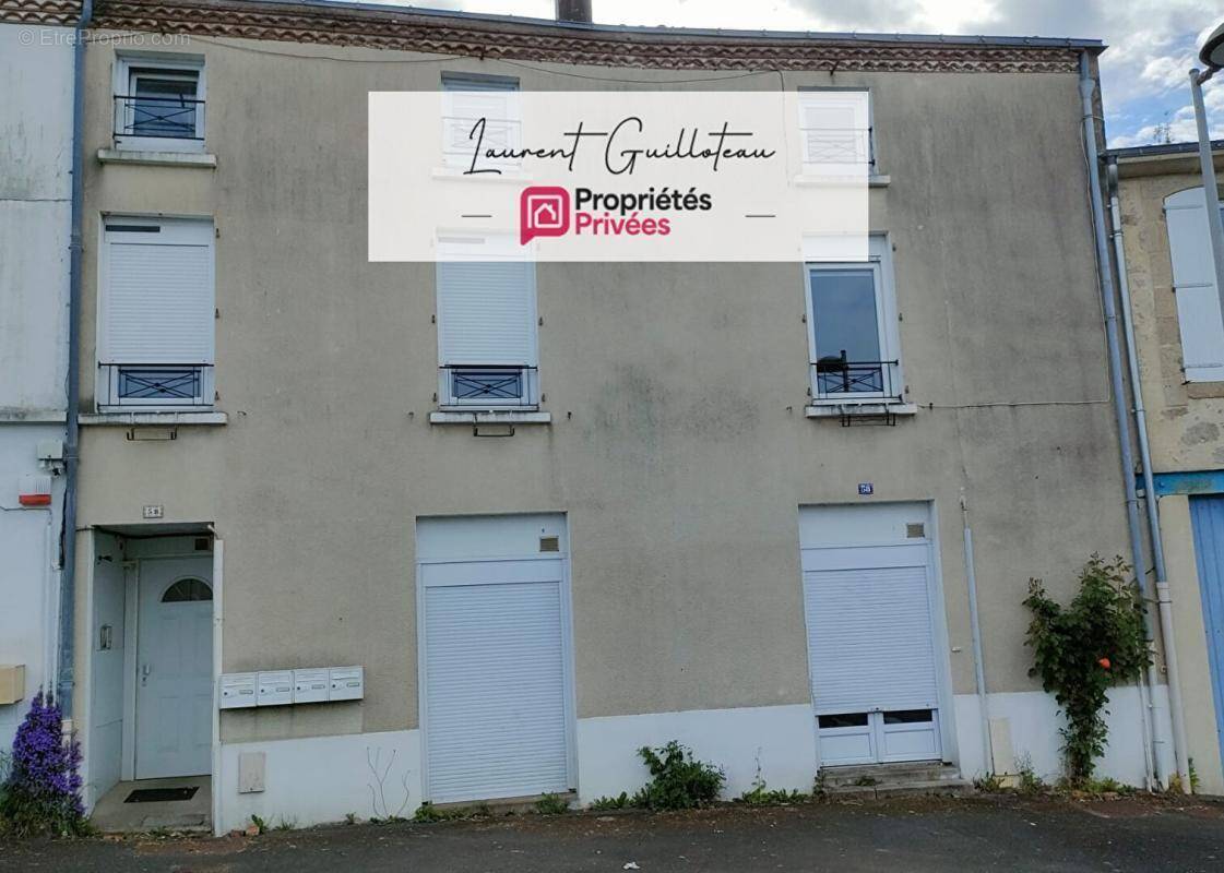 Appartement à MORTAGNE-SUR-SEVRE