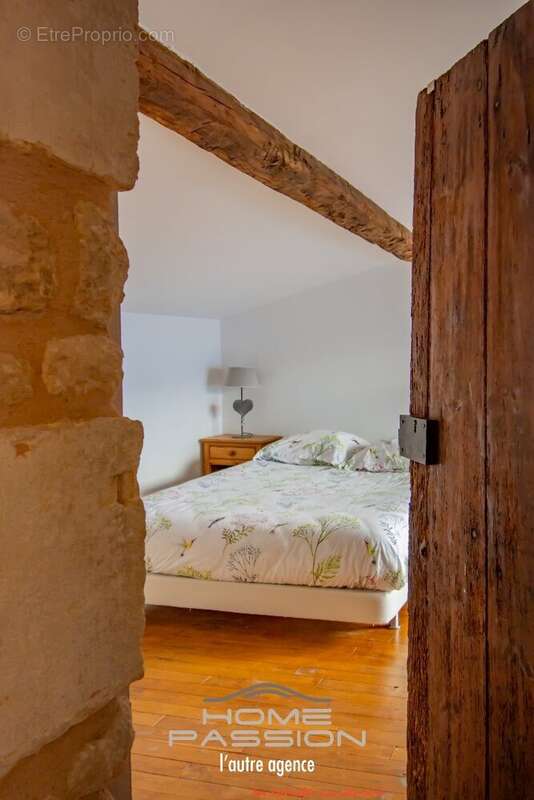 Maison à MORNAC-SUR-SEUDRE