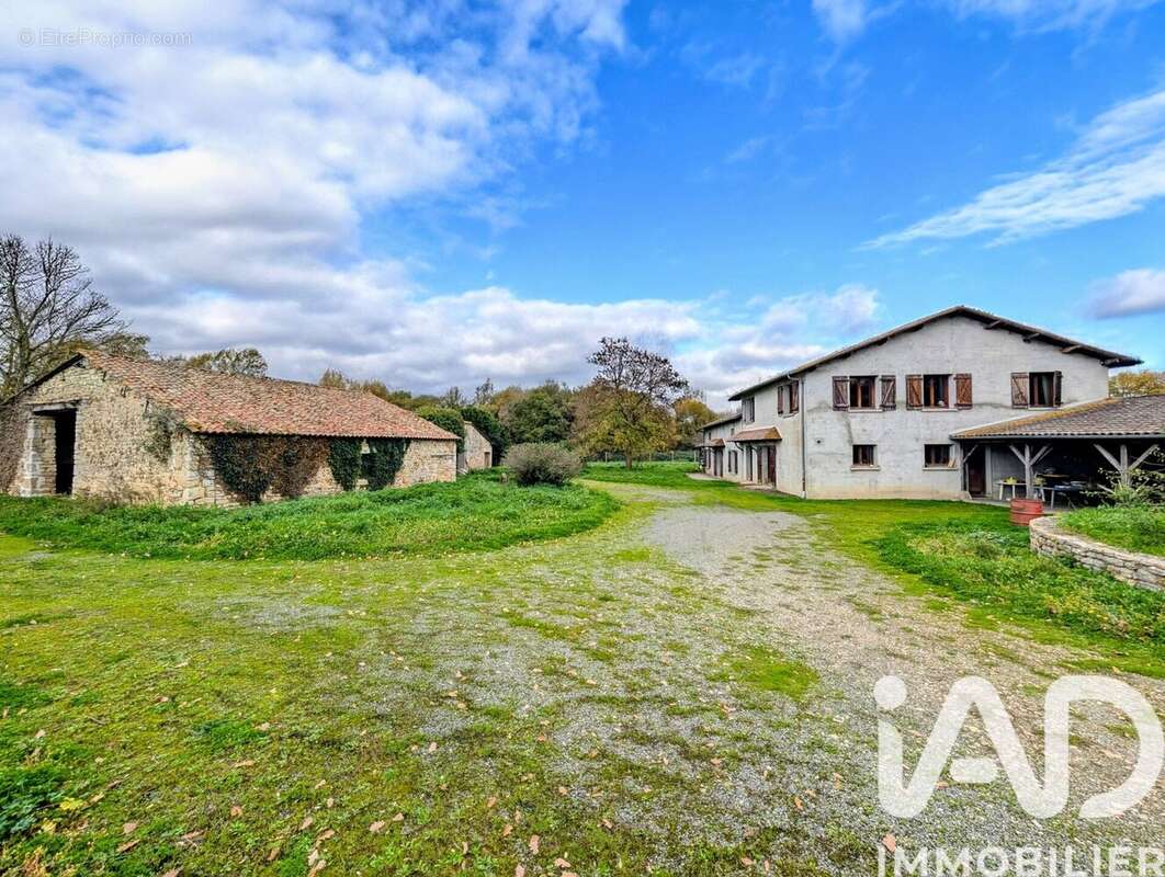 Photo 2 - Maison à GOUEX
