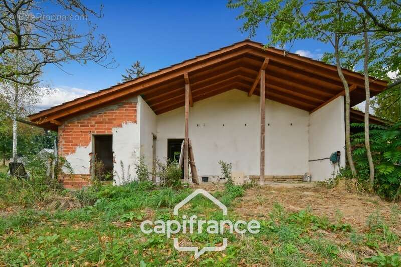 Maison à LONS-LE-SAUNIER