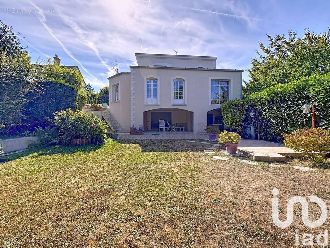 Photo 1 - Maison à POISSY