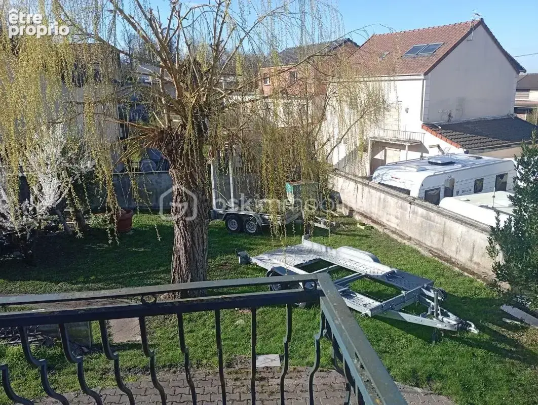 Maison familiale avec potentiel locatif et foncier sur 934 m² - photo 8